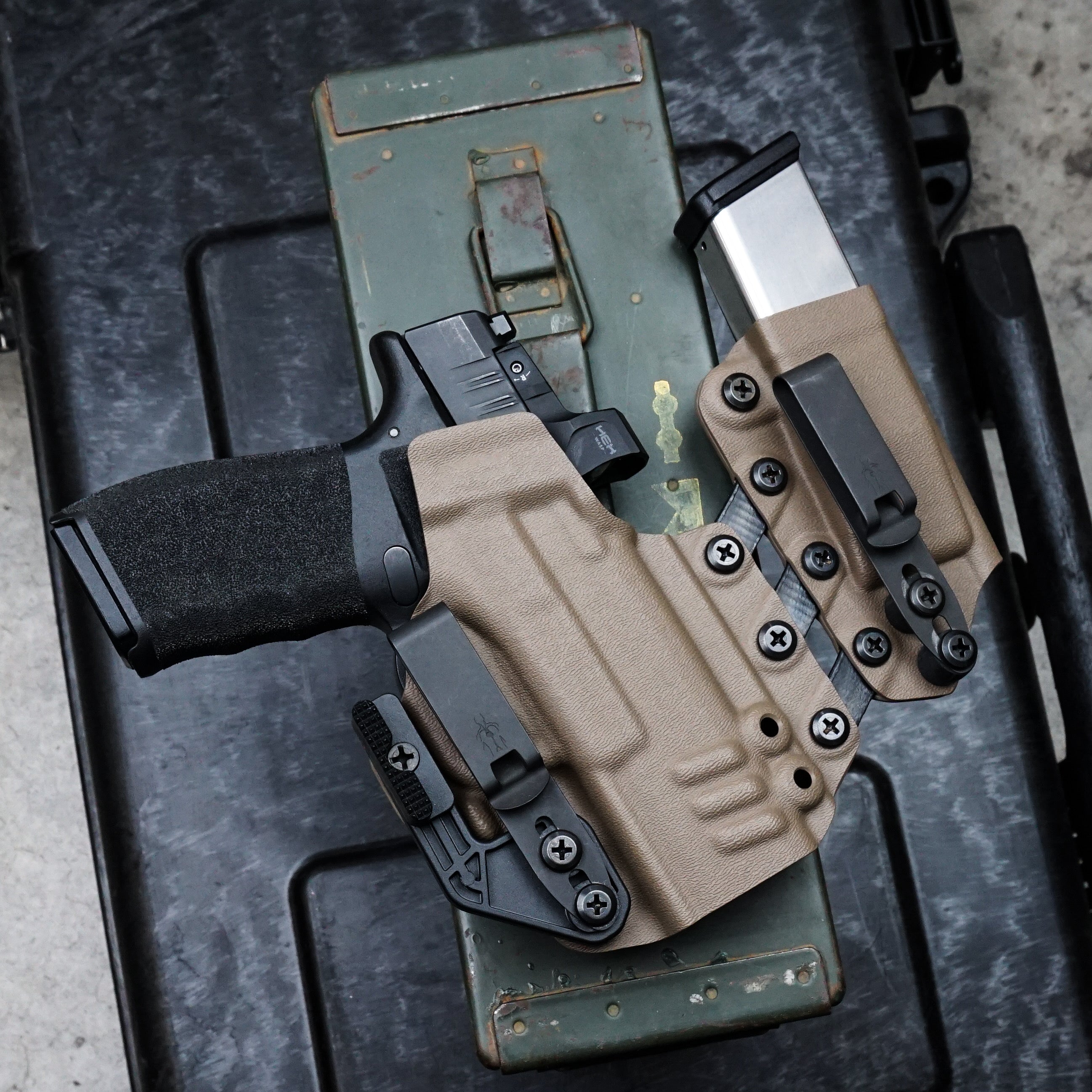 Entrada™ AIWB for CZ P-09/09F Nocturne | Black Arch Holsters